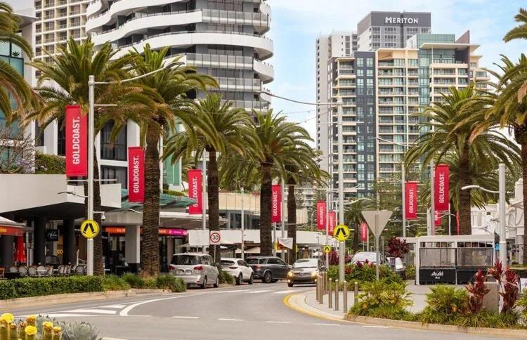 Blue Palms By The Beach Apartment Gold Coast Exterior photo